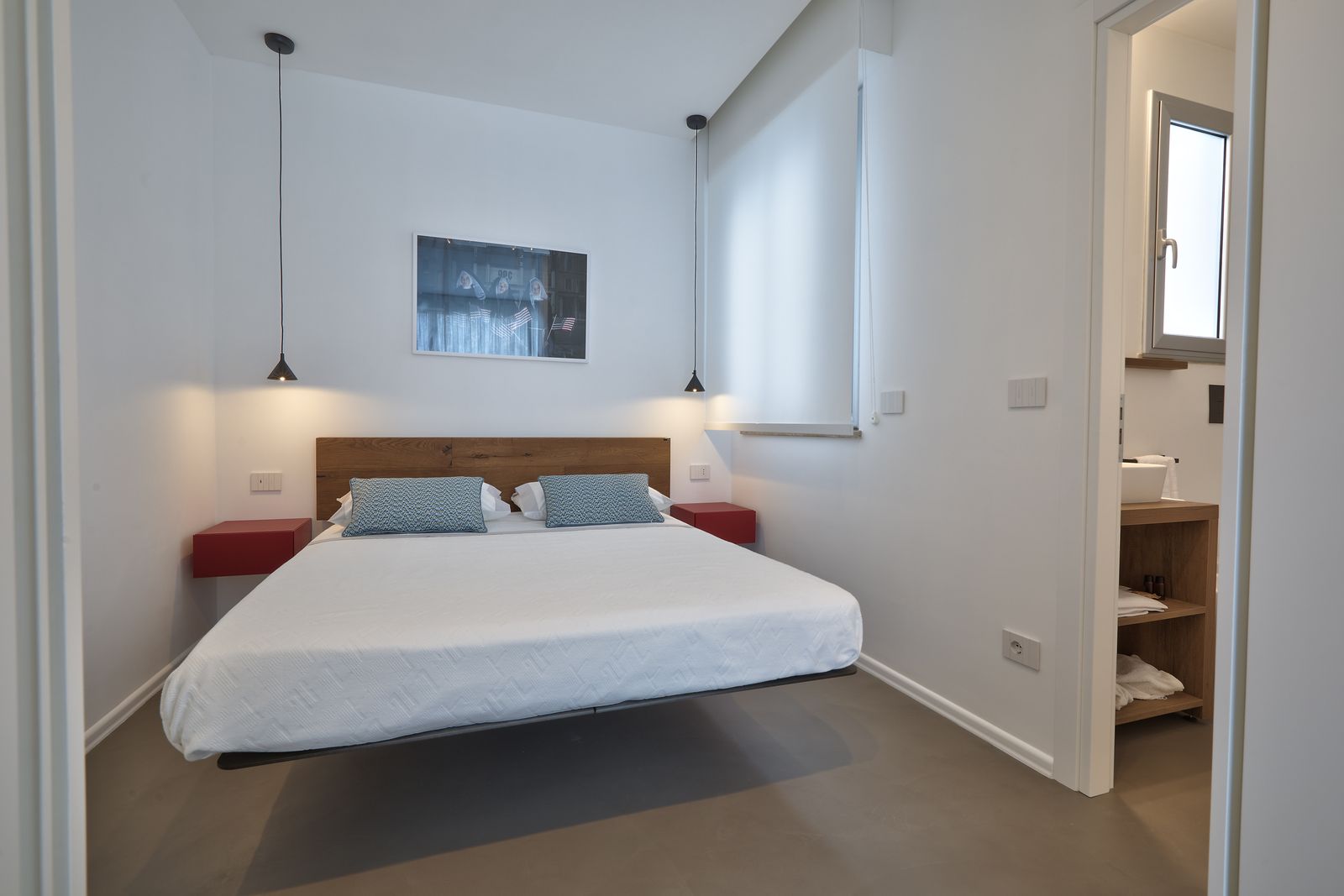 Grigio apartment: the floating bed