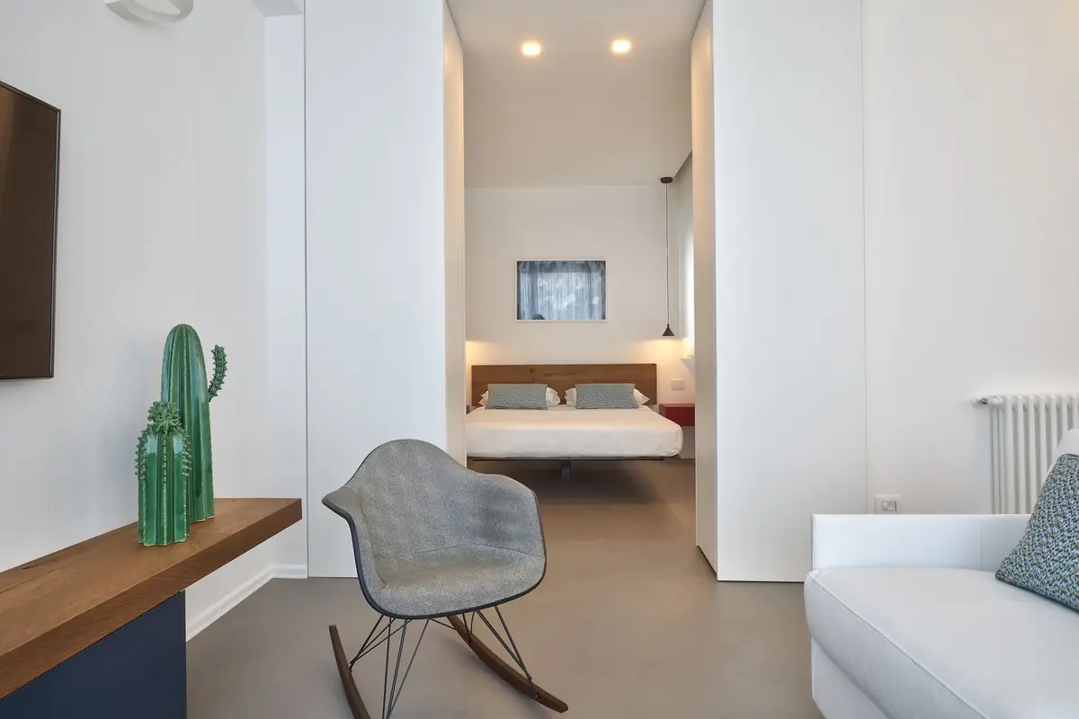 Grigio: the open-plan living and sleeping area